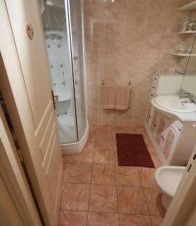 Millau Apartment | La terrasse de Jeanne