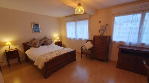 Millau Apartment | La terrasse de Jeanne