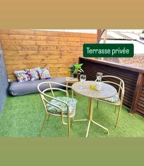 Lens Apartment | La Terrasse, Train Lens - Paris trajet d'environ 1 heure 10 minutes