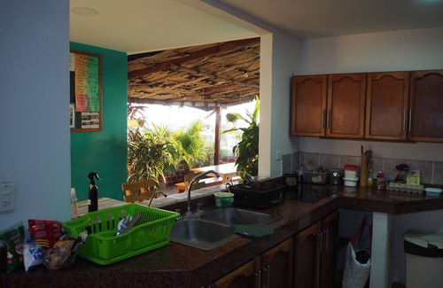 El Bosque Bed & Breakfast | La Terraza De Estella, doble room, shared kitchen, best 360° view rooftop!nn