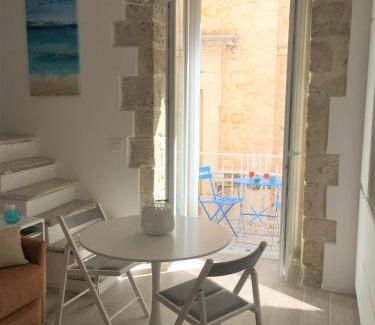 Giovinazzo Apartment | La Terrazza sul mare - Dimora di Charme