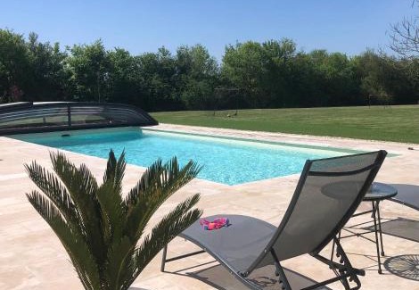 Beaumont-Village Bed & Breakfast | La Tour de la Conterie