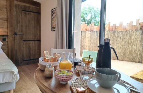 Figeac Bed & Breakfast | La Tour du Laurensou