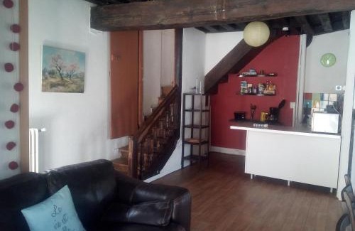 Villeneuve-sur-Allier House | La tour du Roy