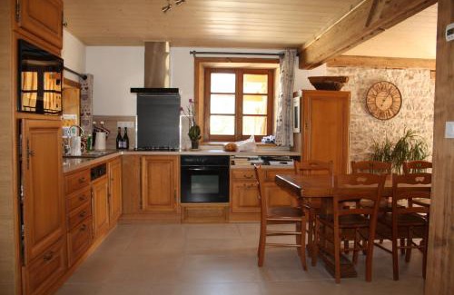 Le Barboux Ski Chalet | La Valentine, gîte pour 12 personnes au cœur de la nature