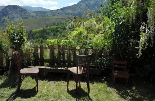 Penamellera Alta House | La Valleja getaway for groups seeking serenity and natural beauty of Picos