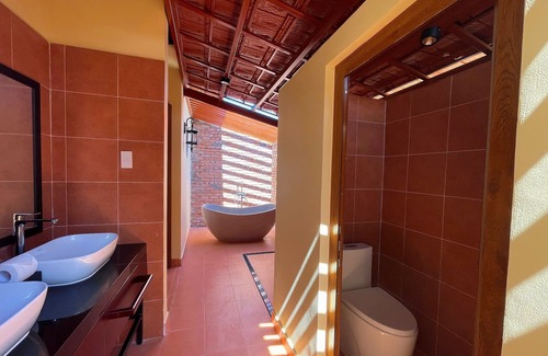 Huong Thuy Resort | La Vela Legacy Resort