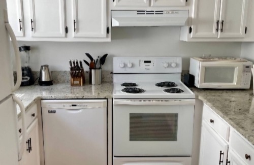Pinehurst Condo | La-Vie #2nTranquil 2-bedroom condo in Pinehurst with a view to the golf course