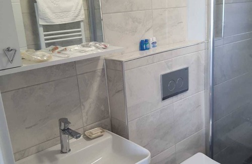 Keciborlu Hotel | La Vie En Rose Otel by Söğütdağı