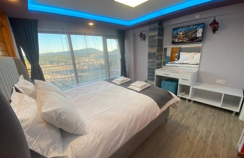 Keciborlu Hotel | La Vie En Rose Otel by Söğütdağı