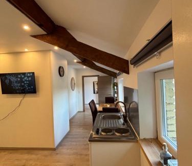 Mellet House | La Vigne à ATH