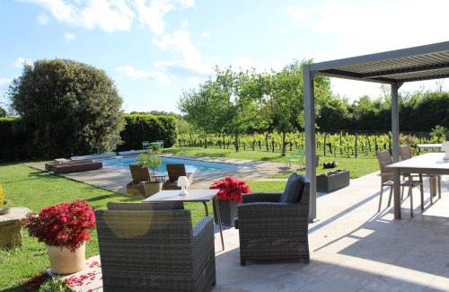 Sainte-Colombe Bed & Breakfast | La Vigneraie de Laura