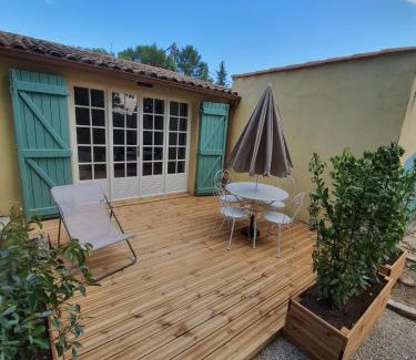 Flayosc Bed & Breakfast | La Villa Émeraude