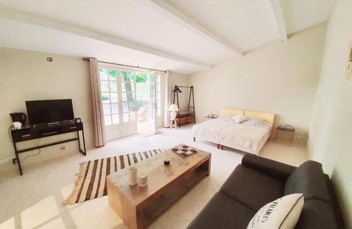 Flayosc Bed & Breakfast | La Villa Émeraude