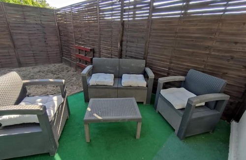 Orange Villa | La Villa Beata