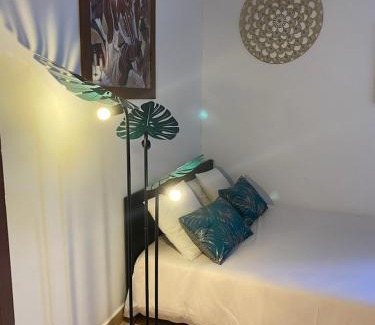 Sainte-Suzanne Bed & Breakfast | La Villa d'Elyas