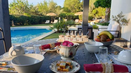 Cuers Bed & Breakfast | La Villa d'Olivène