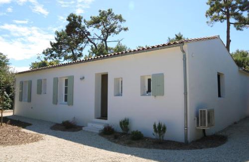 Les Portes-en-Re Villa | La Villa des Peupliers