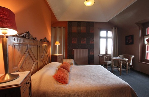 Cricqueboeuf House | La Villa des Rosiers