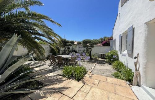 Ars-en-Re Villa | La Villa du Martray