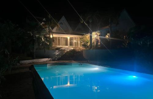 Saint-Benoit House | La Villa Mirabelle