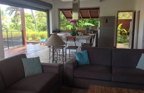 Cap Champagne Villa | La villa Paille en Queue 4p: luxury villa with swimming pool and sea view in Saint-Gilles