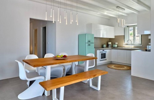 Paros Villa | La Vitalite Luxury Villa in Paros