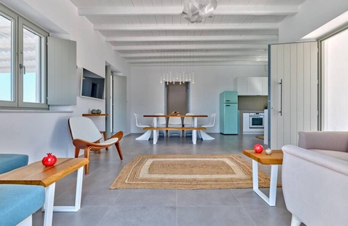 Paros Villa | La Vitalite Luxury Villa in Paros