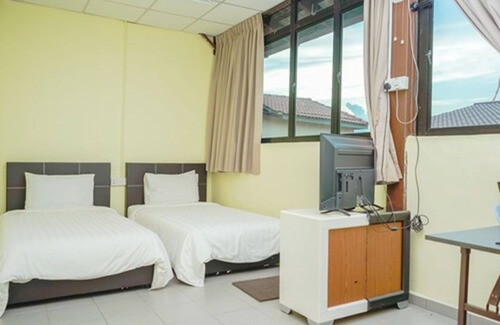 Segamat House | Labis Sunrise Farm Stay