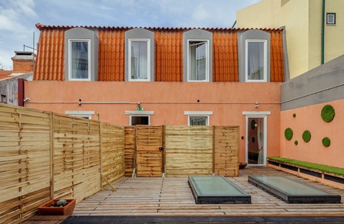 Alcantara Apartment | Labor Alliance Residence - Room 4 by LovelyStay