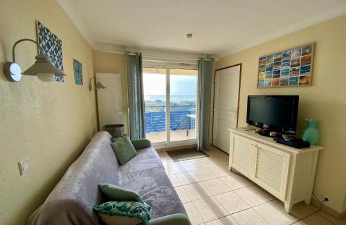 Lacanau-Ocean Apartment | Lacanau, Résidence Bleu Marine, appartements 2e étage, exceptionnels car balcon face et vue océan avec piscine ! Et avec parking réservé