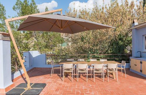 Old Town Apartment | LaComuna City Oasis