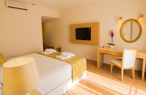 Bodrum City Center Resort | Ladonia Hotels Delmare - All Inclusive