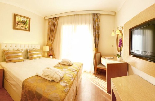 Bodrum City Center Resort | Ladonia Hotels Delmare - All Inclusive