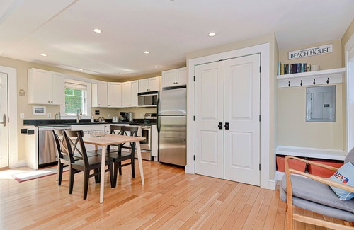 Rockport House | Lady Bug House: An adorable cottage, just steps from Rockport Village.