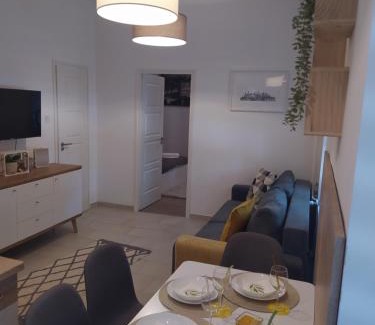 Istvanmezo Apartment | Lady Mabel's apartment near to Aréna, Puskás Stadion and City Park, with Guarded Parking place