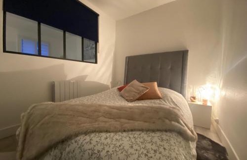 Chantiers Apartment | Lady Versailles - F2 proche Château et gare