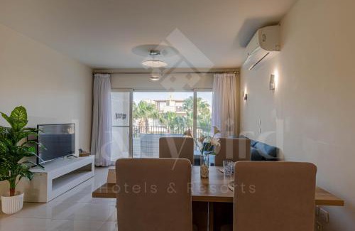 Sahl Hasheeh Apartment | Ladybird - Veranda Skyline