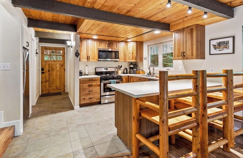 Baring Cabin | Ladybug Landing - Creekside w/ hot tub, pet friendly