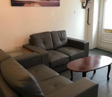 Plymouth House | Ladysmith House