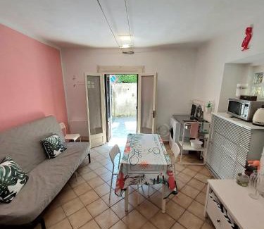 Meina Apartment | Lago, colori ed energia Appartamento Tiffany Lago Maggiore