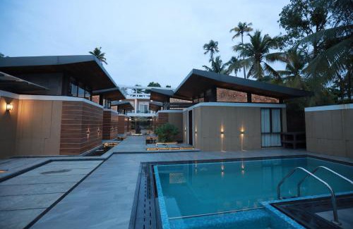 Kuzhuppilly Hotel | Lago Leisure Resort & Spa