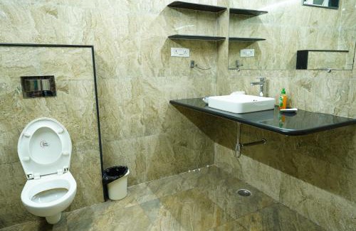 Bhopal Bed & Breakfast | Lago villa