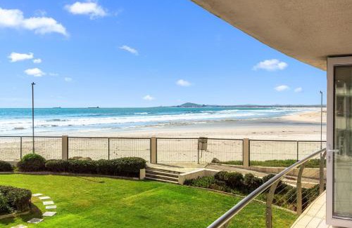 Lagoon Beach Apartment | Lagoon Beach Luxe 116A by Host Agents