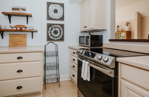 Kiawah Island Villa | Lagoon view villa with office, easy walk to beach!