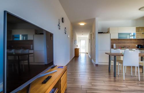 Grossposna Apartment | LAGOVIDA Kapitänskajüte d am Störmthaler See