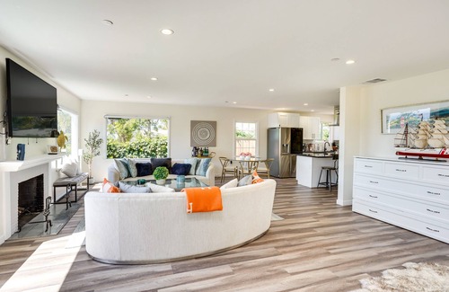 South Laguna House | Laguna Beach Escape w/Hot Tub & Ocean Views!