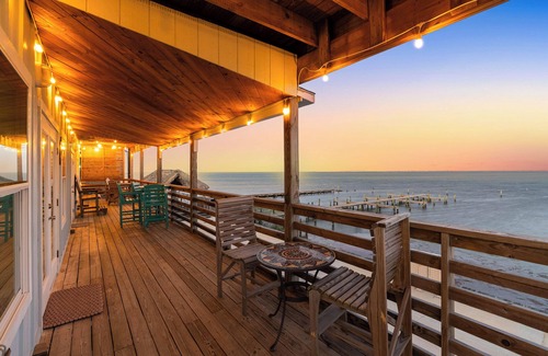 Flour Bluff House | Laguna Sunrise | Water Views, Private Pool + Minutes to Padre Island & Beaches