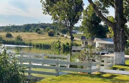 Moara Vlasiei House | Laguna Verde