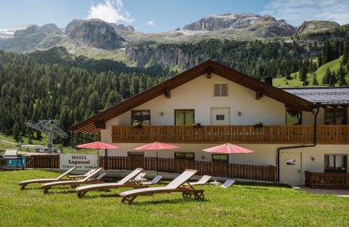 Livinallongo del Col di Lana Hotel | Laguscei Dolomites Mountain Hotel